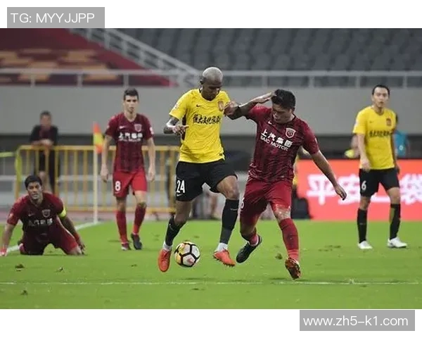 恒大与上港对决分析：战术布局与球员表现的全面解读